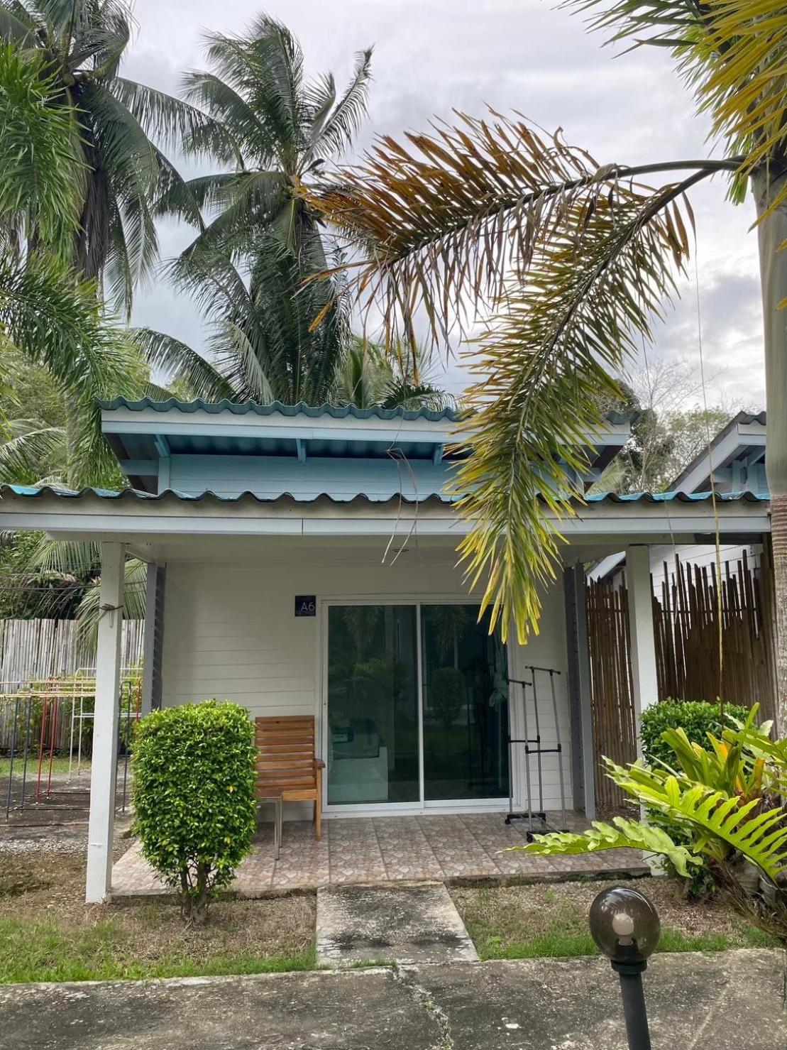 Smile Resort Ko Muk Extérieur photo