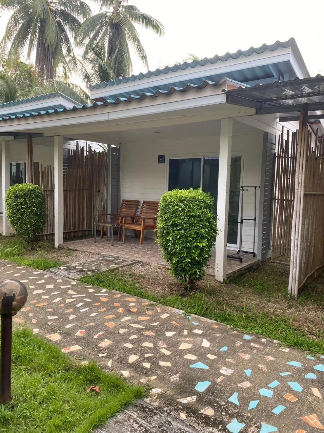 Smile Resort Ko Muk Extérieur photo